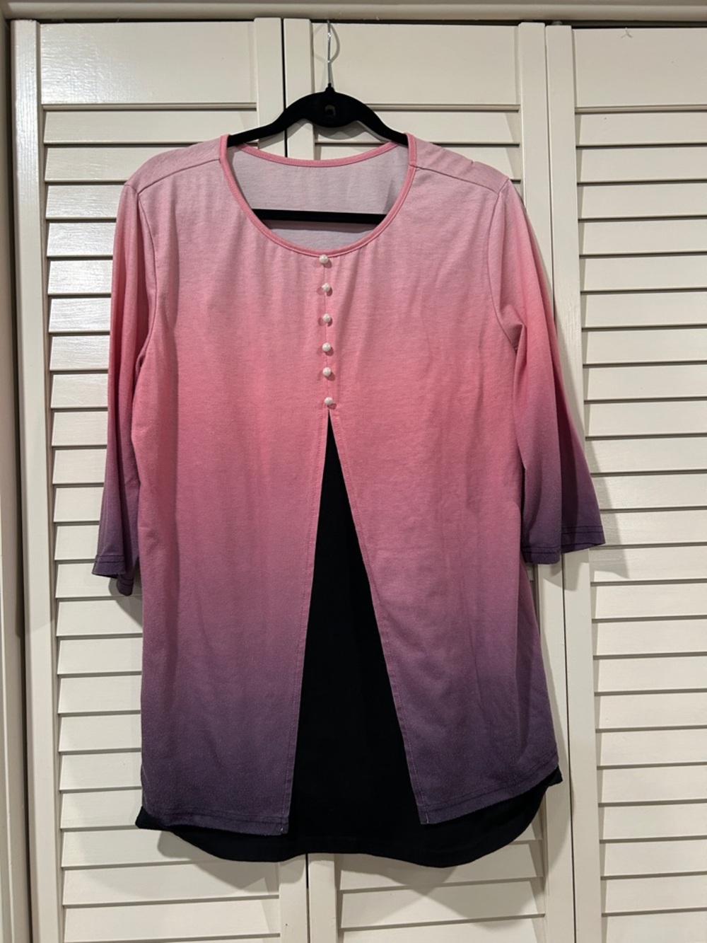 Women’s Pink to Purple Ombre 3/4 Sleeve Top Size L